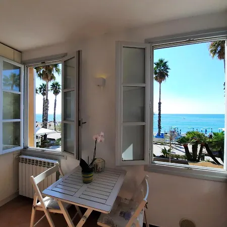 Finestre Sul Mare San Lorenzo al Mare