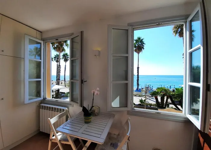 Finestre Sul Mare San Lorenzo al Mare